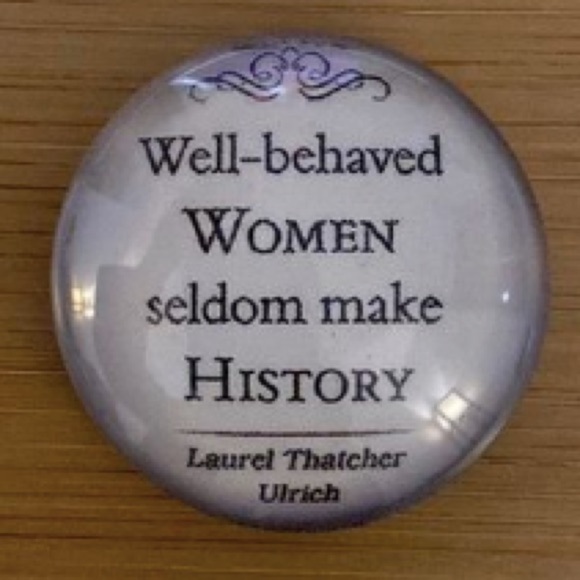 WOMEN MAGNET ✨✨✨ - Picture 1 of 2